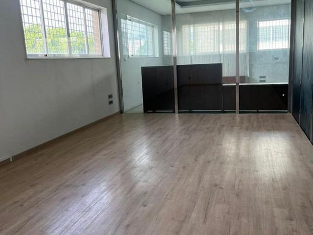 Oficina en venta en El Alcaide, Córdoba