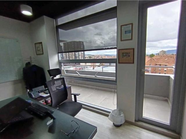 Oficina de alto standing en alquiler Bogotá, Colombia
