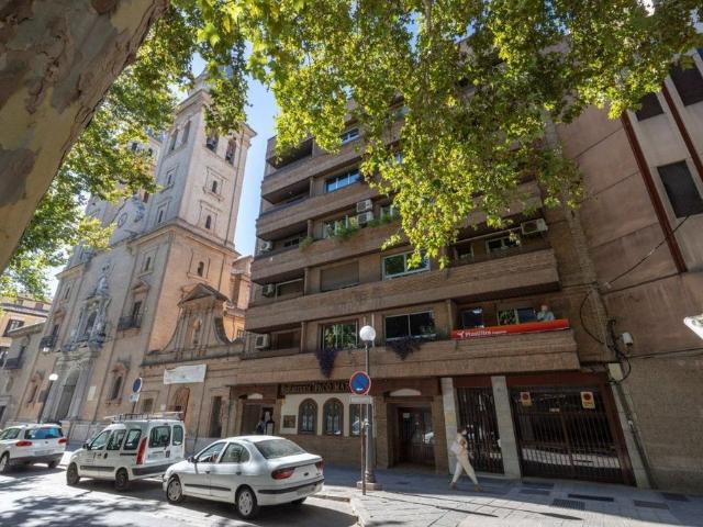 Oficina en venta en Granada, Cervantes