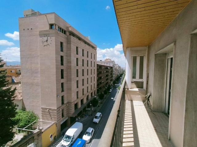Oficina en alquiler en Granada, Centro - Sagrario