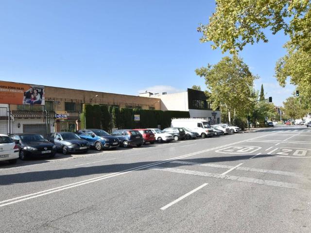 Oficina en alquiler en Granada, Zaidín - Vergeles