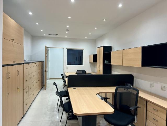 Oficina en alquiler en Boca De Uchire, Distrito Capital