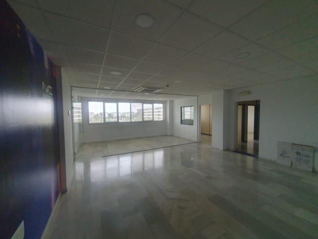 Oficina en alquiler en Distrito Norte, Sevilla