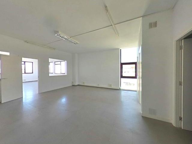 Oficina en venta en Peñacastillo, Santander