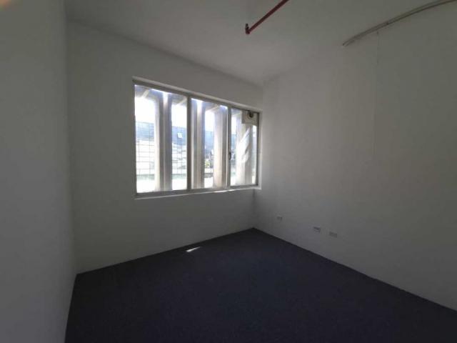 Oficina en alquiler en Los Cortijos, Caracas