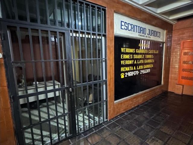 Oficina en alquiler en Girardot, Aragua