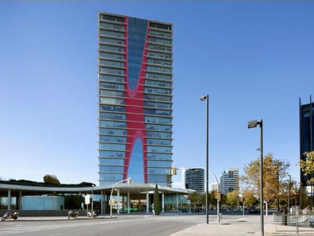 Local Comercial en alquiler en L'hospitalet De Llobregat, Santa Eulàlia