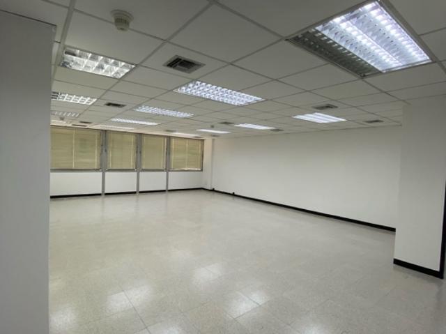 Oficina en alquiler en Sector Los Ruices, Caracas