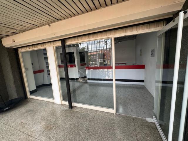 Oficina en alquiler en Leoncio Martínez, Miranda