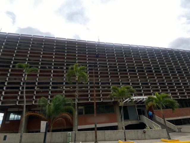 Oficina en alquiler en Leoncio Martínez, Miranda