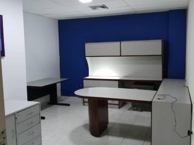 Oficina en alquiler en Leoncio Martínez, Miranda