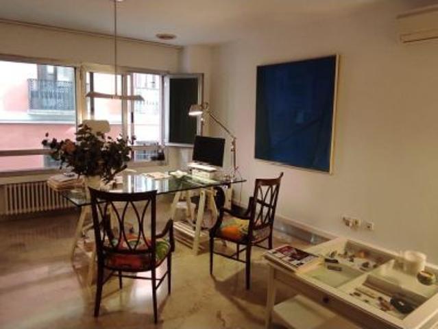 Local Comercial en alquiler en Centro, Comarca de la Vega de Granada