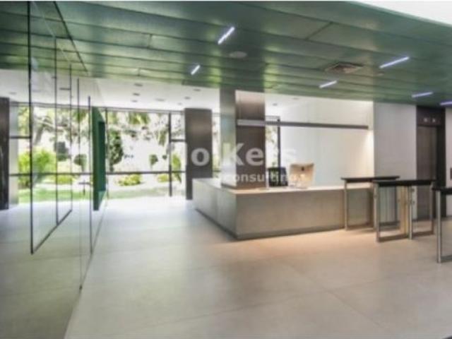 Oficina en venta en les Corts, Barcelonès