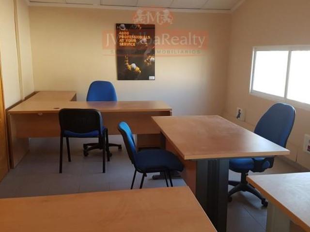 Oficina en alquiler en Urbanización Campoalegre, Albacete