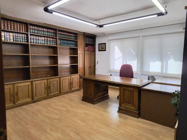 Oficina en alquiler en Albacete