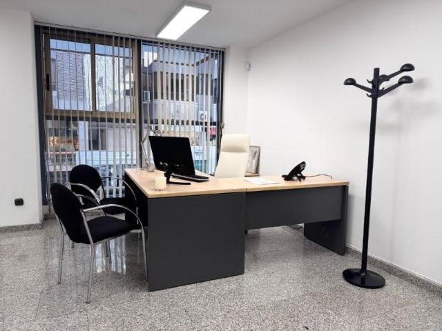 Oficina en alquiler en Diputació, Alicante
