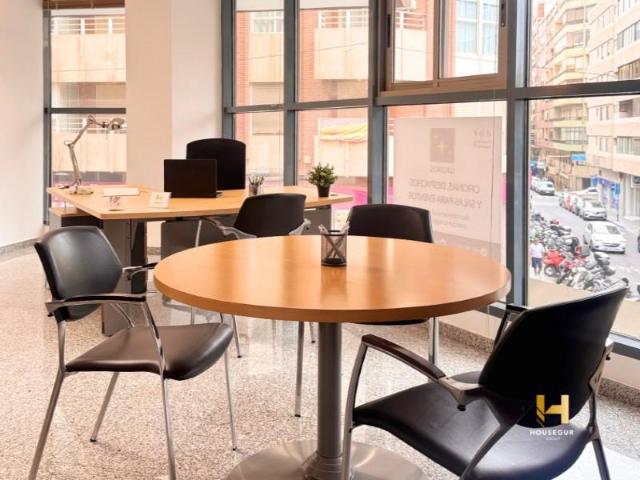 Oficina en alquiler en Diputació, Alicante