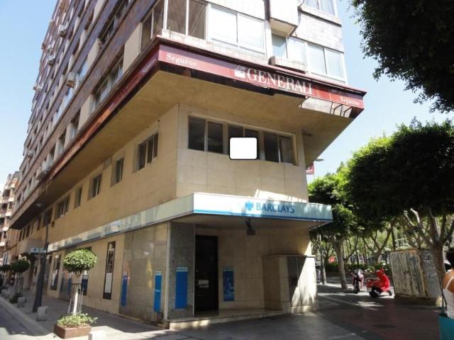 Oficina en alquiler en Almería, Barrio de las Cruces