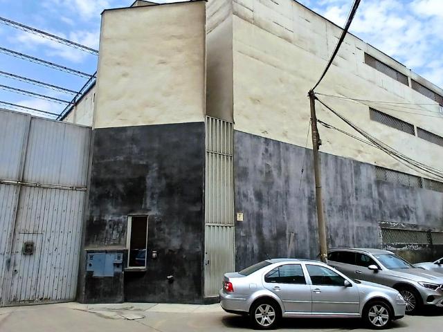 Oficina alquiler en Salamanca, Lima Metropolitana