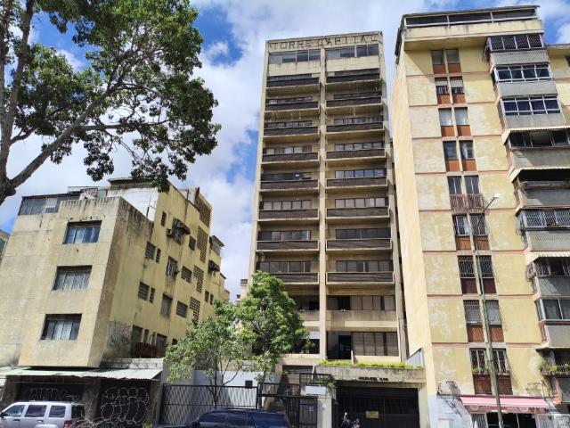 Oficina en alquiler en Leoncio Martínez, Miranda