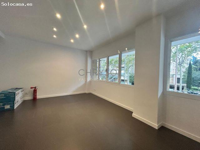 Local Comercial en alquiler en les Corts, Barcelonès