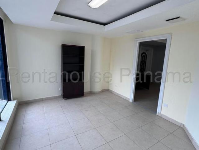 Oficina alquiler en Santa Ana