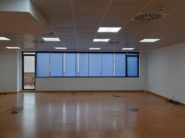 Oficina en alquiler en Cerdanyola Del Vallès, Barcelona
