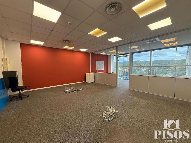 Oficina en alquiler en Cerdanyola Del Vallès, Barcelona