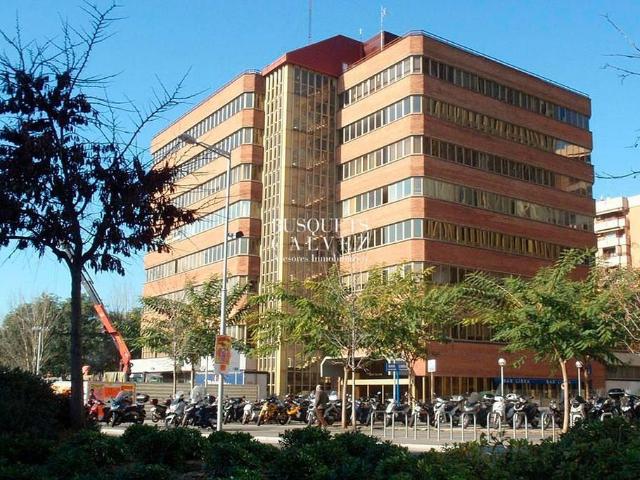Oficina en alquiler en L'hospitalet De Llobregat, Santa Eulàlia