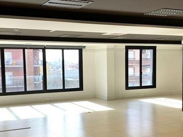 Oficina en alquiler en Barcelona, la Maternitat i Sant Ramon