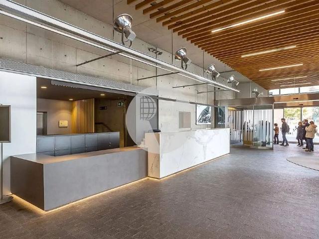 Oficina en alquiler en Nou Barris, Barcelonès