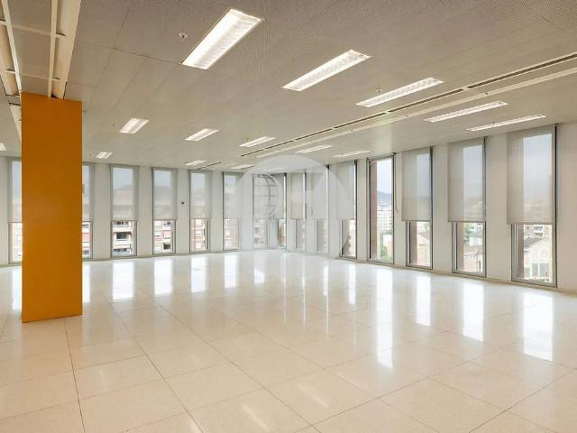 Oficina en alquiler en L'hospitalet De Llobregat, Santa Eulàlia