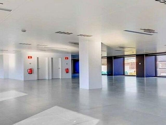 Oficina en alquiler en Barcelona, les Corts