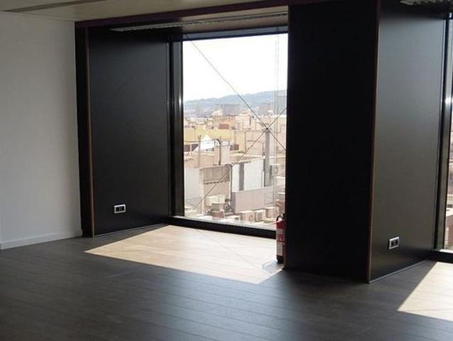 Oficina en alquiler en Barcelona, les Corts