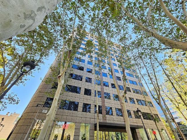 Oficina en alquiler en Barcelona, les Corts