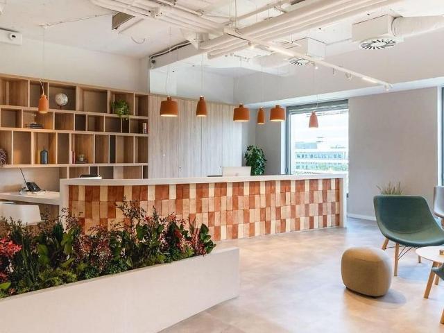 Oficina en alquiler en Barcelona, les Corts