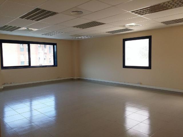 Oficina en alquiler en Badalona, el Remei