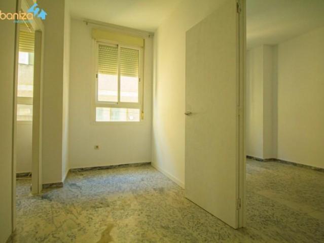 Oficina en alquiler en Badajoz, Santo Domingo