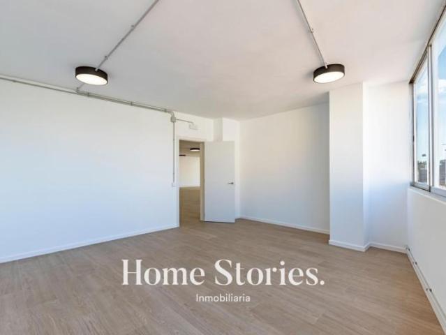 Oficina en alquiler en Sant Martí, Barcelona