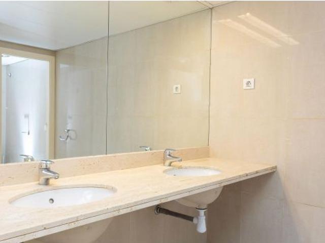 Local Comercial en alquiler en Barcelona, la Dreta de l'Eixample