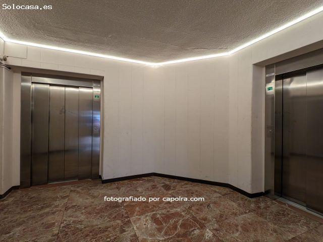 Local Comercial en alquiler en Barcelonès, Catalunya