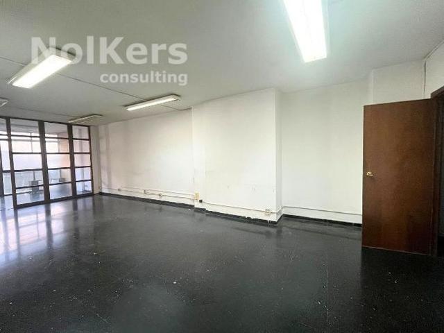 Oficina en alquiler en Barcelona, Les Corts