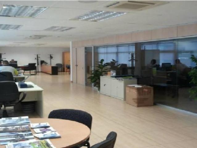 Oficina en alquiler en Barcelona, Les Corts