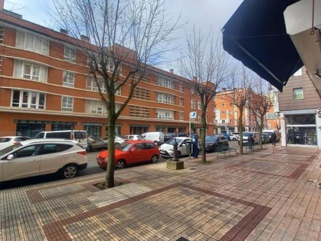 Oficina en alquiler en Villa Pilar, Burgos