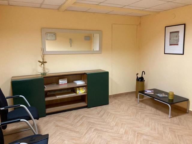 Oficina en alquiler en Burjassot