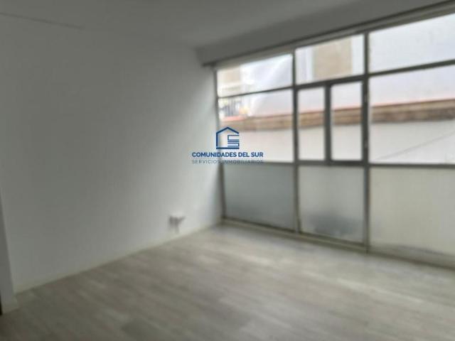 Oficina en alquiler en Cádiz, San Carlos