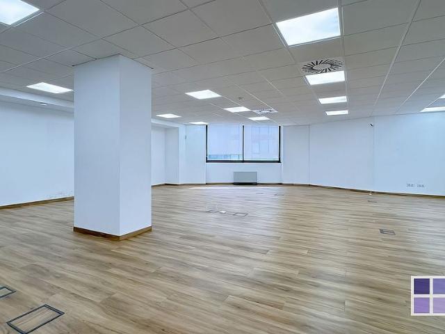 Oficina en alquiler en Sant Just Desvern