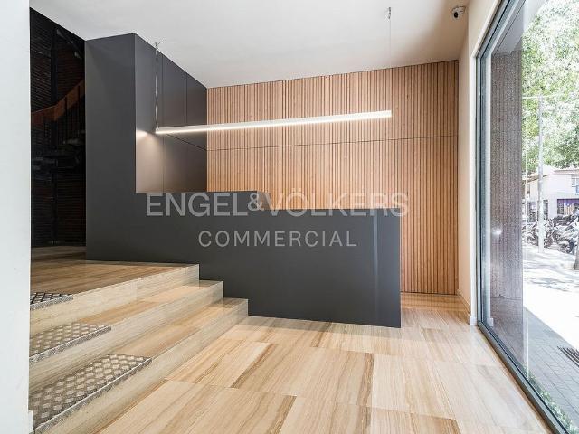 Oficina en alquiler en Barcelona, les Corts