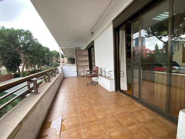 Oficina en alquiler en les Corts, Barcelona