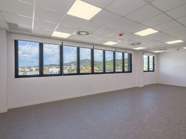 Oficina en alquiler en Baix Llobregat, Catalunya